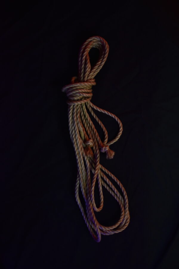 Join inclusive rope bondage events with Jute Rope Claire. Private tuition and high-quality jute rope available.