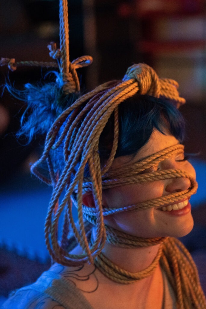 Join inclusive rope bondage events with Jute Rope Claire. Private tuition and high-quality jute rope available.